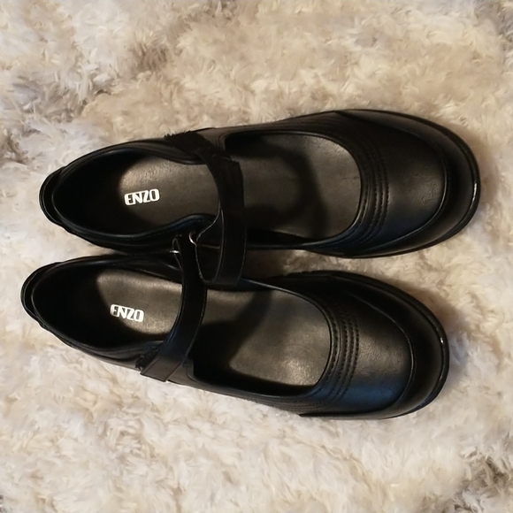 Enzo women's size 5 Maryjane shoes-New WO Box- original sticker on bottom - Picture 2 of 10